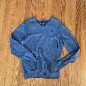 American eagle sweater